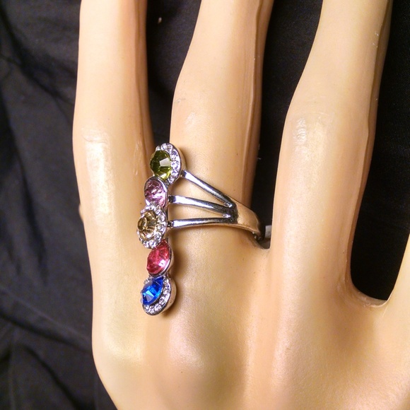 Rare Multi Color Shiney Rhinestones Ring - Picture 3 of 4